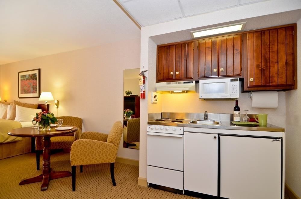 Best Western Plus Morristown Inn-Florham Park Стая снимка